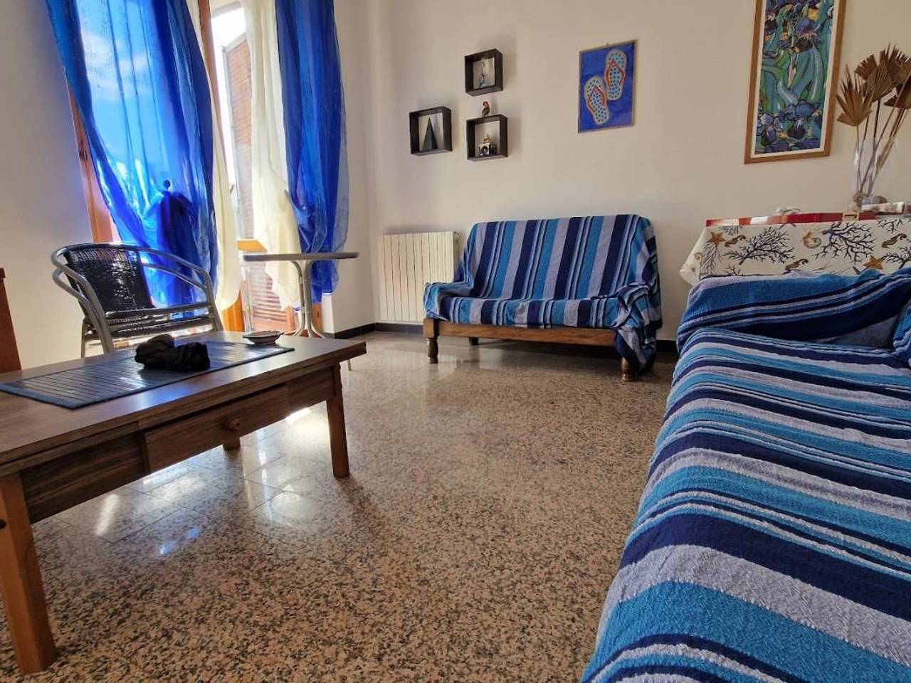 appartamento in vendita a Carrara in zona Marina di Carrara