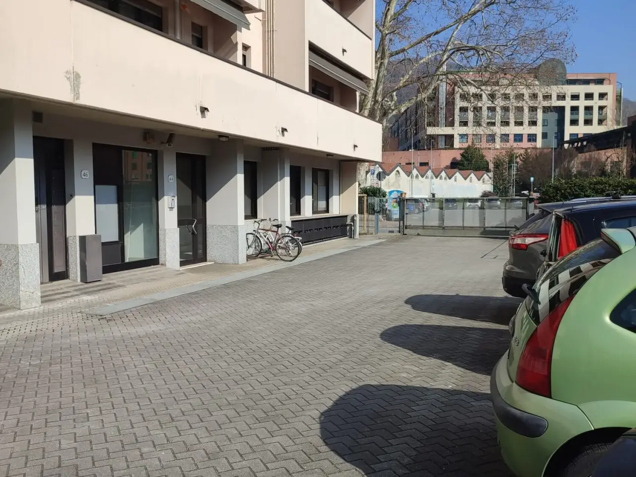Parcheggio in Viale Aldo Moro 44, Como, {3} - Foto 1