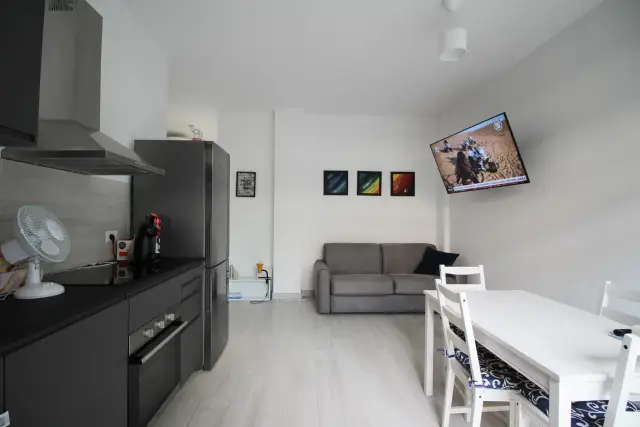 Vierzimmerwohnung in Via Torino 99, Arona - Foto 1