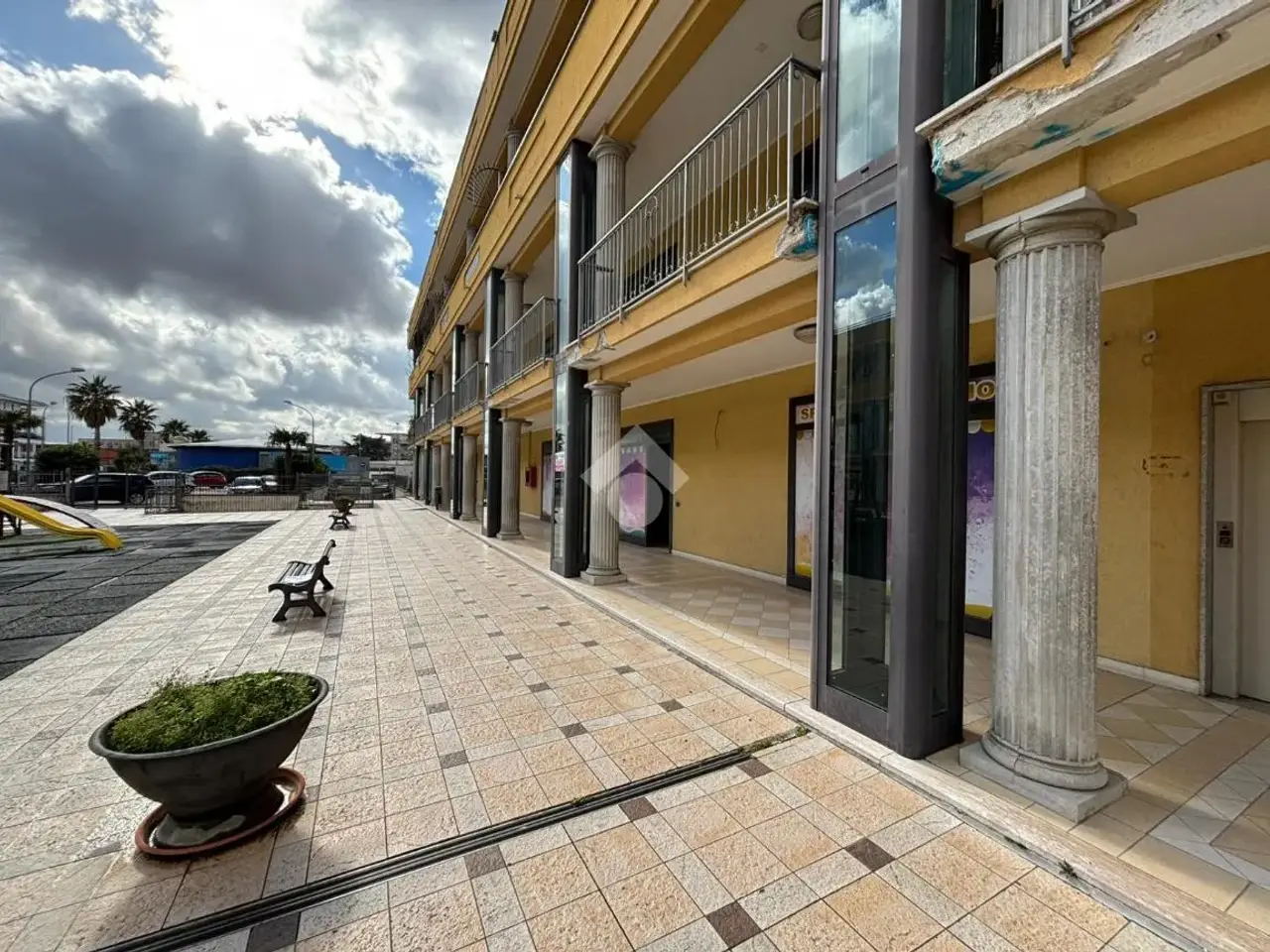Negozio in Via Agostino Stellato 89, San Prisco, {3} - Foto 1