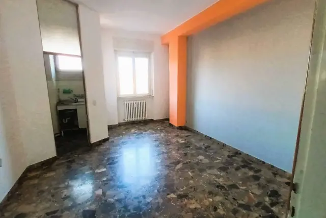 Dreizimmerwohnung in Viale Belforte 11, Varese - Foto 1