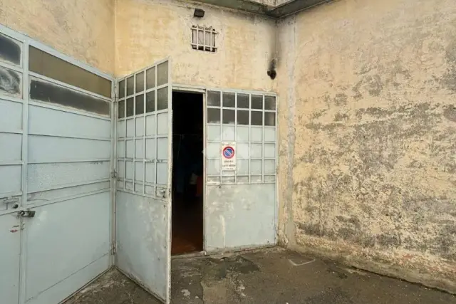 Warehouse in {3}, Corso Garibaldi 29 - Photo 1