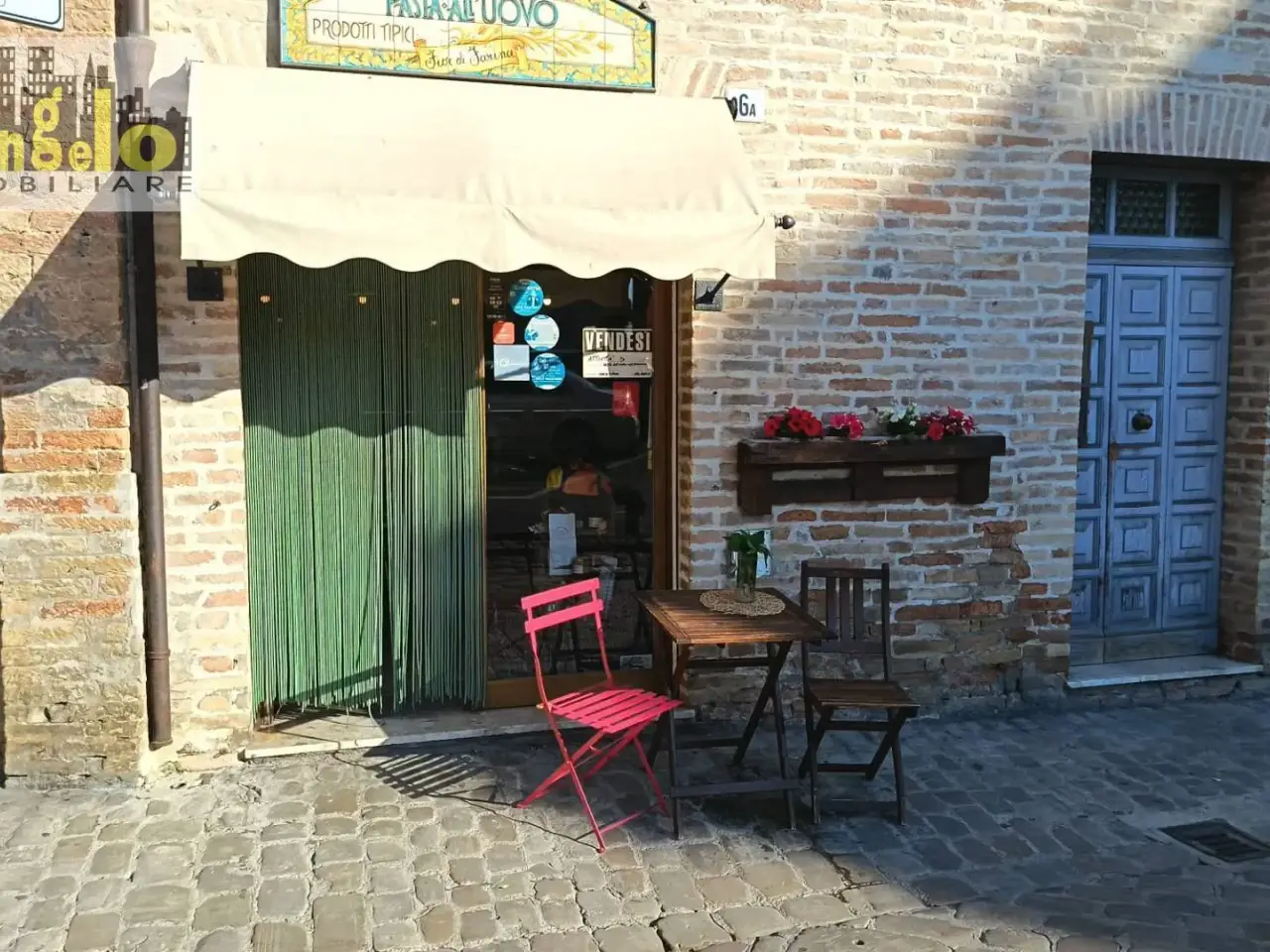Esercizio commerciale in Via Roma 6/a, Offida, {3} - Foto 1