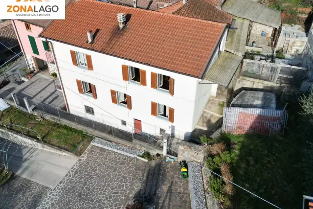 Trilocale in Via Ronchi 408, Pisogne - Foto 1