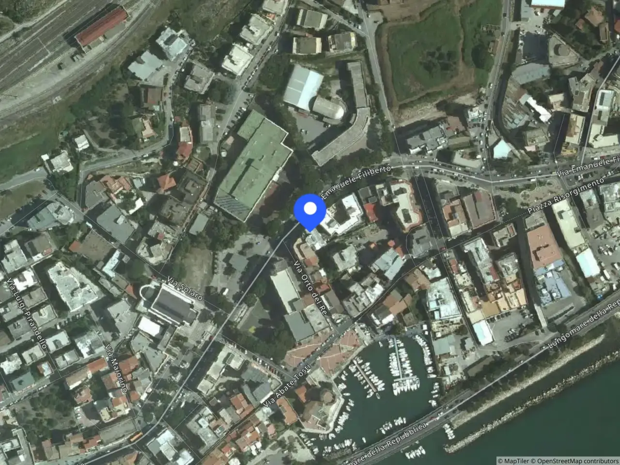 Negozio in Via Emanuele Filiberto, 59 59, Formia, {3} - Foto 2