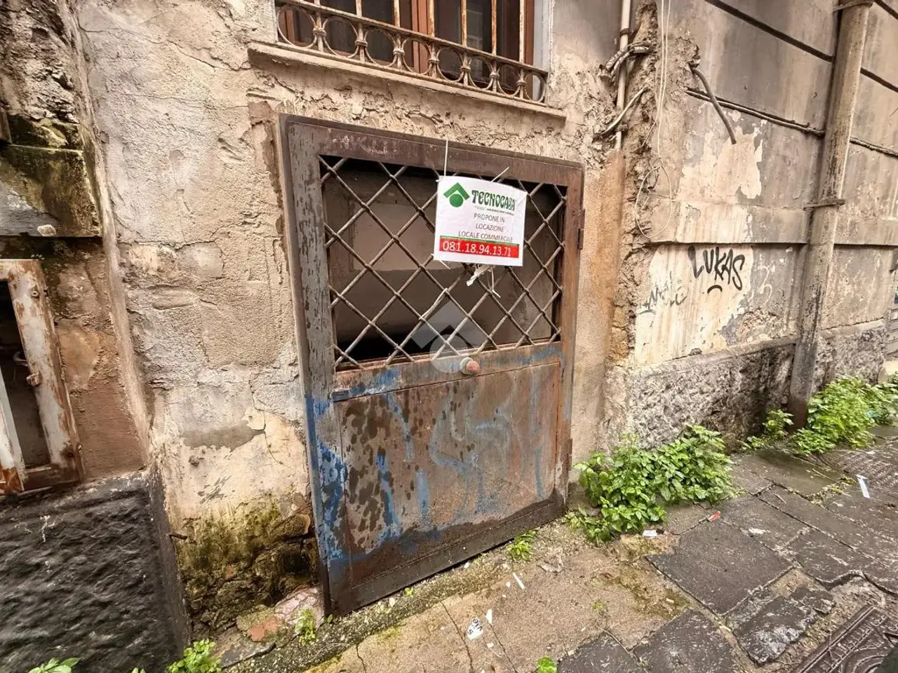 Magazzino in Via Luigi Palmieri, Napoli, {3} - Foto 2