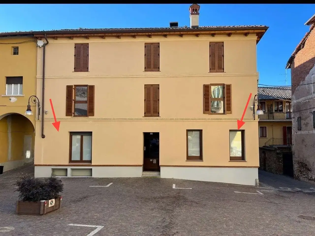Ufficio in Piazza Caduti di Tutte Le Guerre 5, Maggiora, {3} - Foto 1