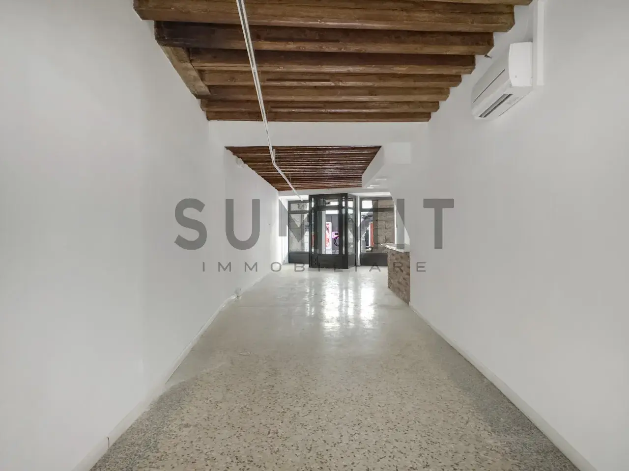 Negozio in , Schio, {3} - Foto 2