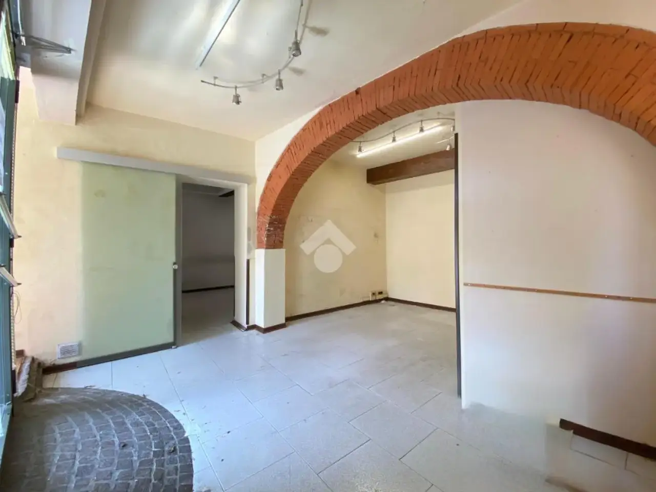 Negozio in Via Tosco Romagnola, Cascina, {3} - Foto 1