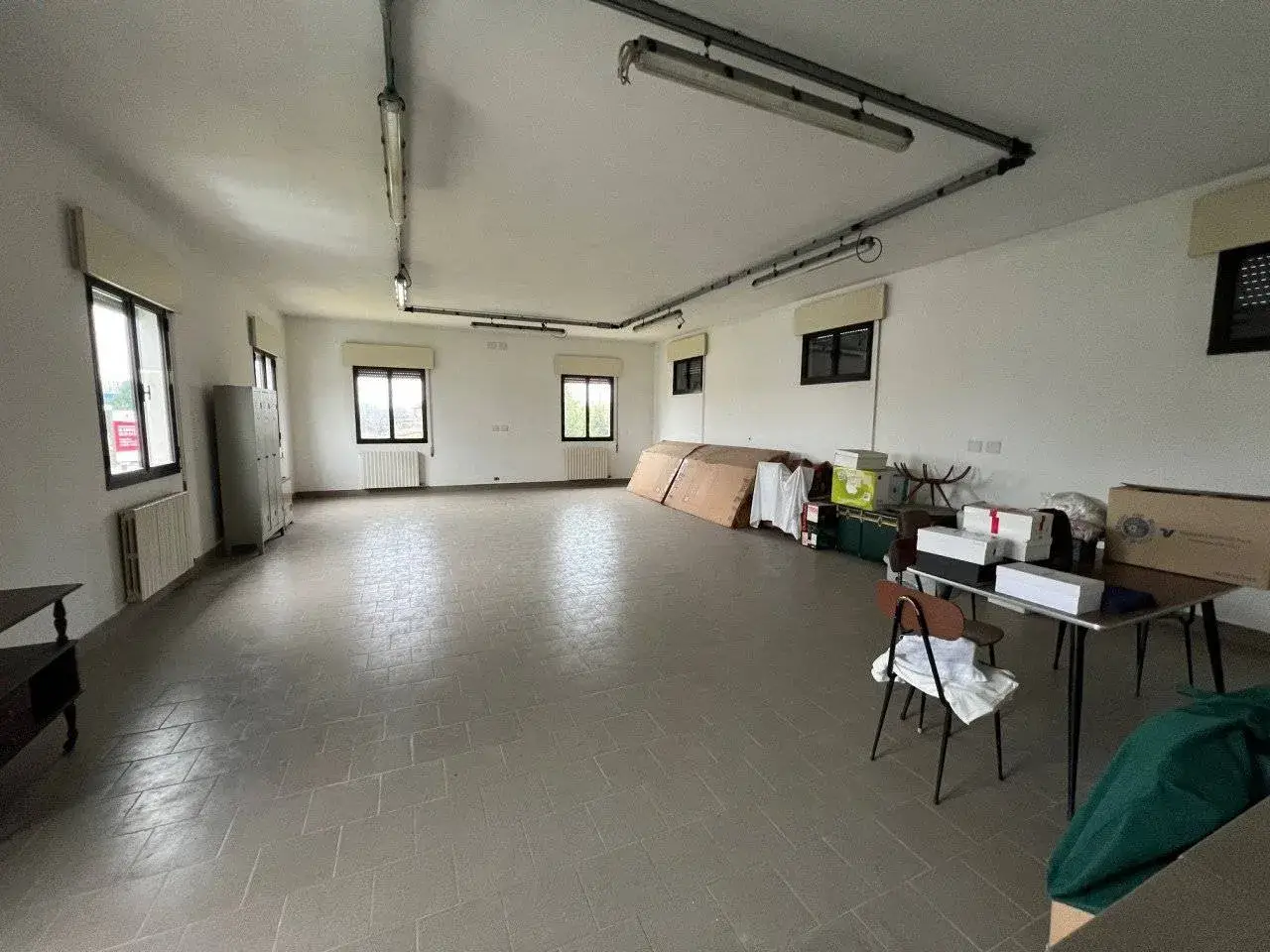 Locale commerciale in , Monselice, {3} - Foto 1