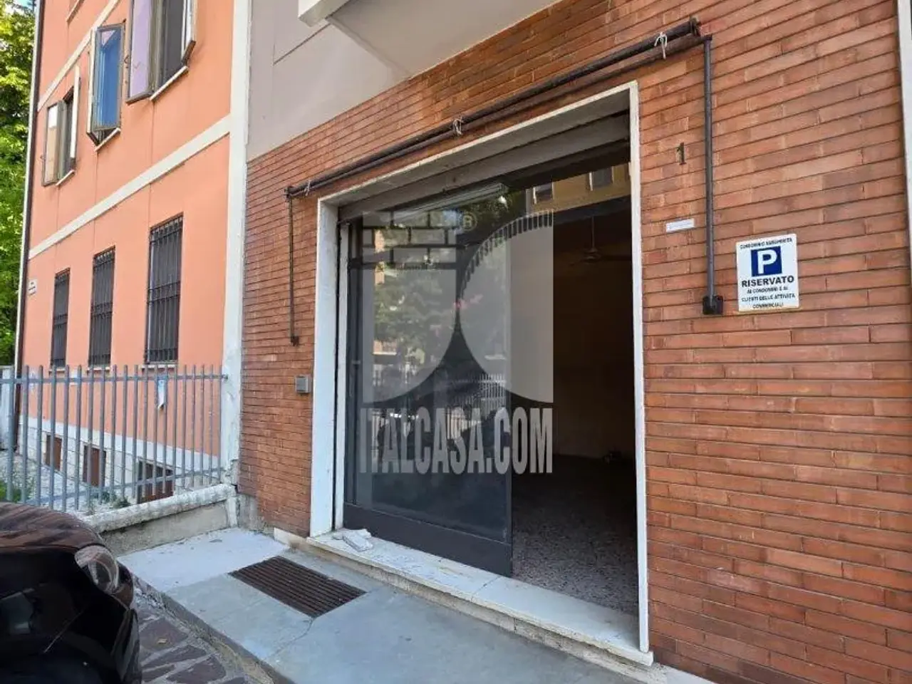 Ufficio in Viale Brigata Mantova, Mantova, {3} - Foto 1