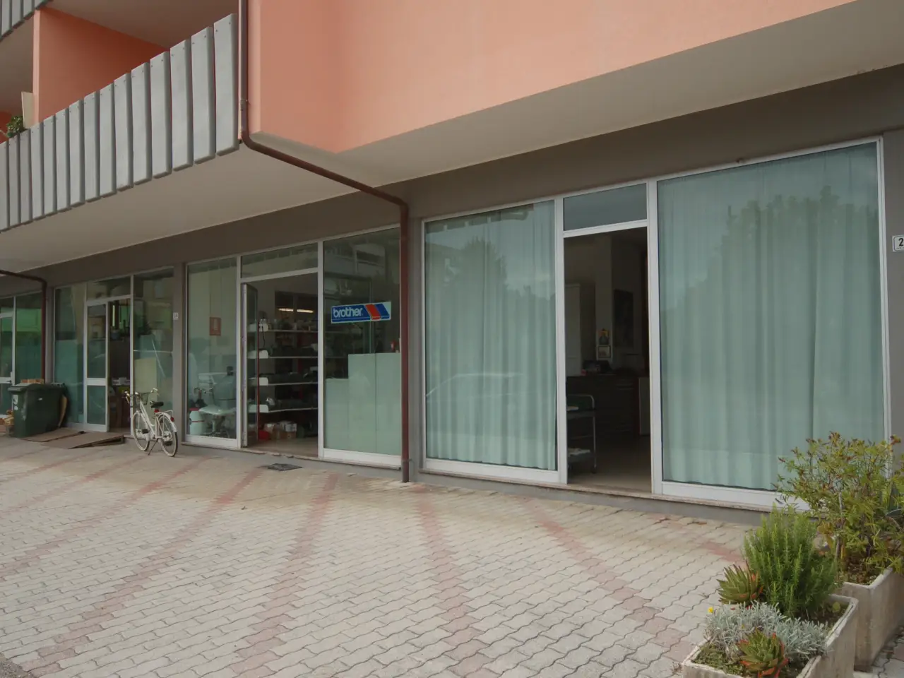 Laboratorio in Via E. De Filippo, Martinsicuro, {3} - Foto 2