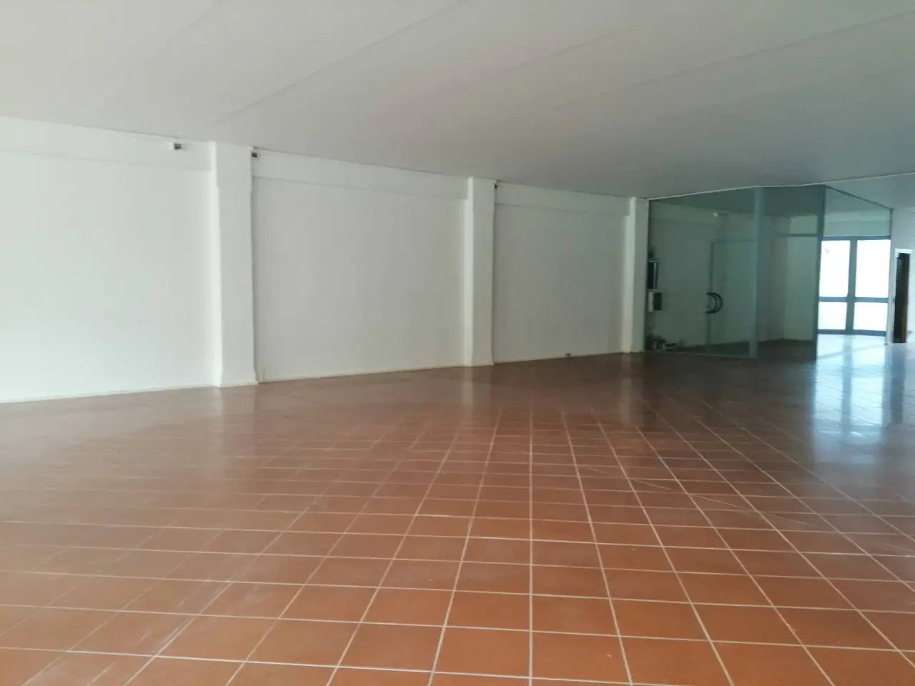 Esercizio commerciale in Via Livornese Est, Casciana Terme Lari, {3} - Foto 1