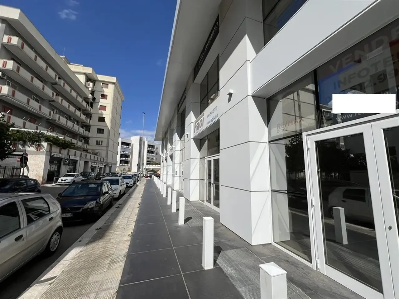 Negozio in Viale della Repubblica, Modugno, {3} - Foto 1