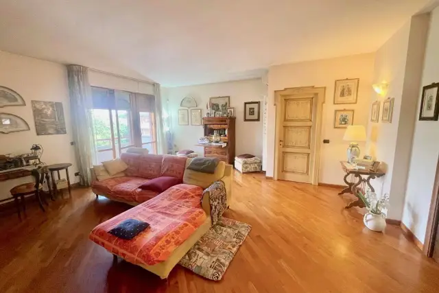 main gallery real estate image