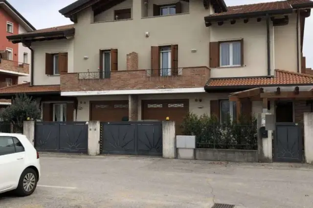 Appartamento in Via della Costituzione, Albignasego - Foto 1