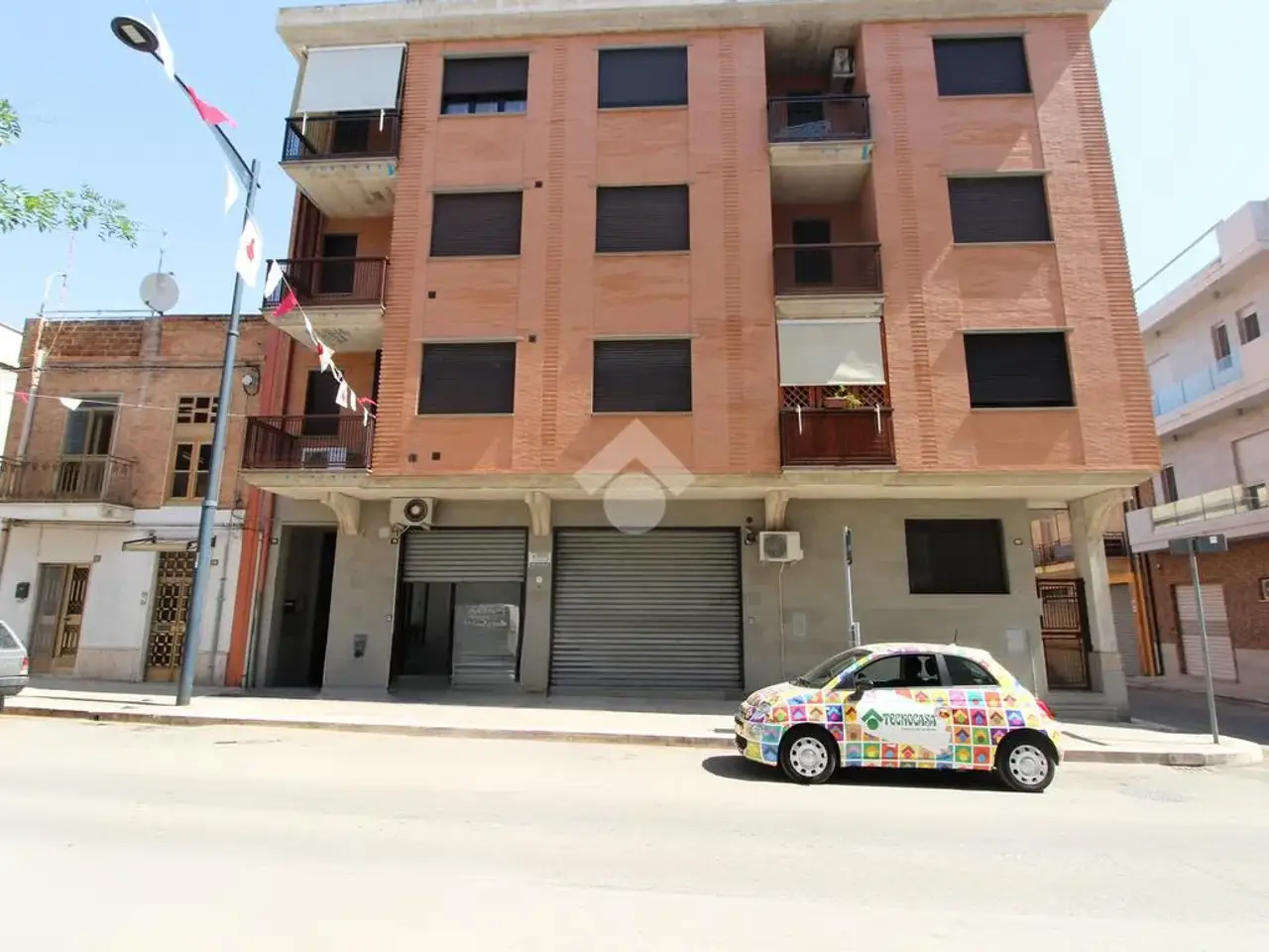 Negozio in Via Mazzini 111, Lucera, {3} - Foto 1
