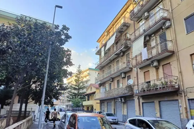 2-room flat in Via Giuseppe Mogavero 3, Salerno - Photo 1