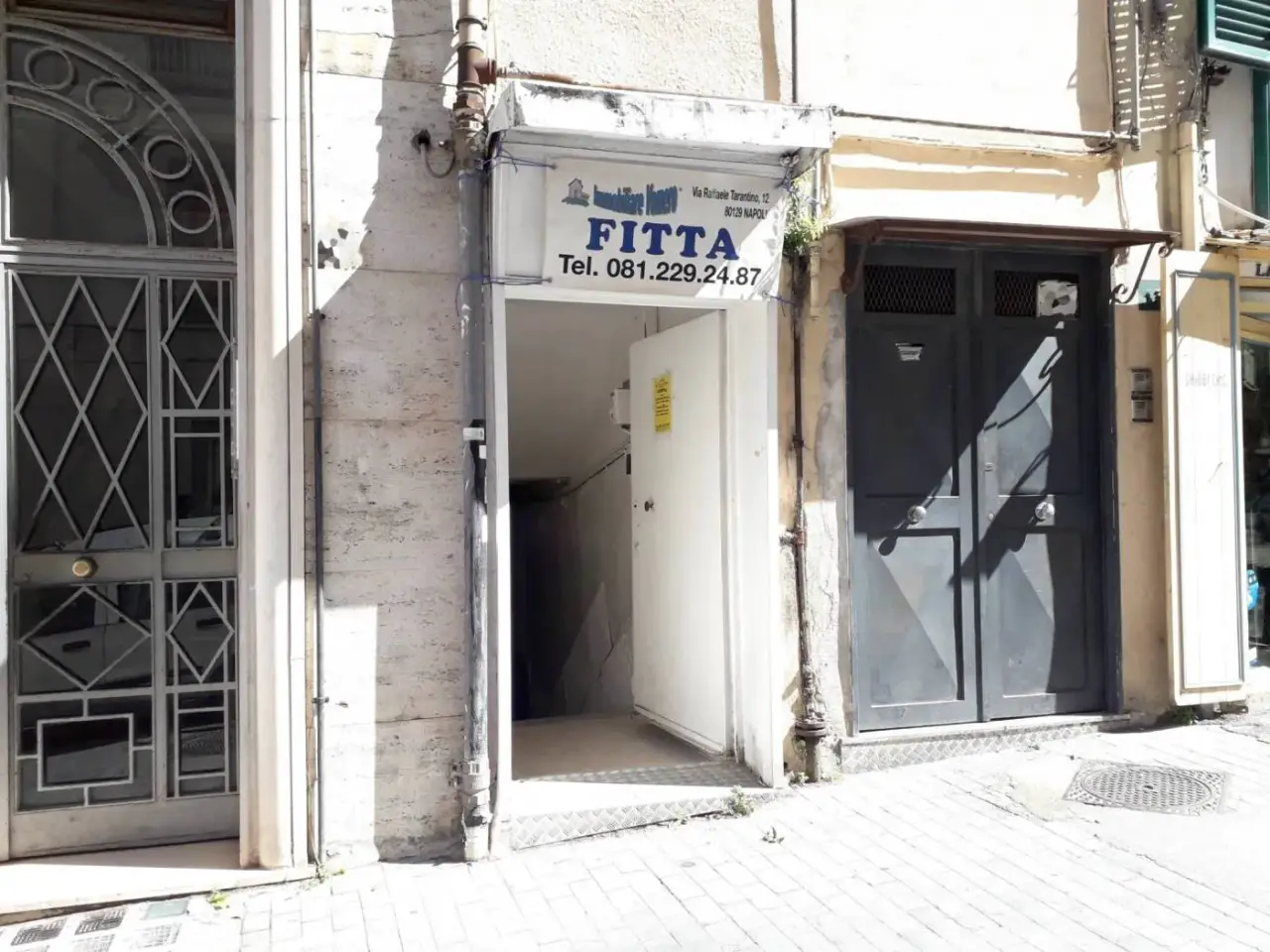 Magazzino in Via Antonio Pitloo, Napoli, {3} - Foto 1