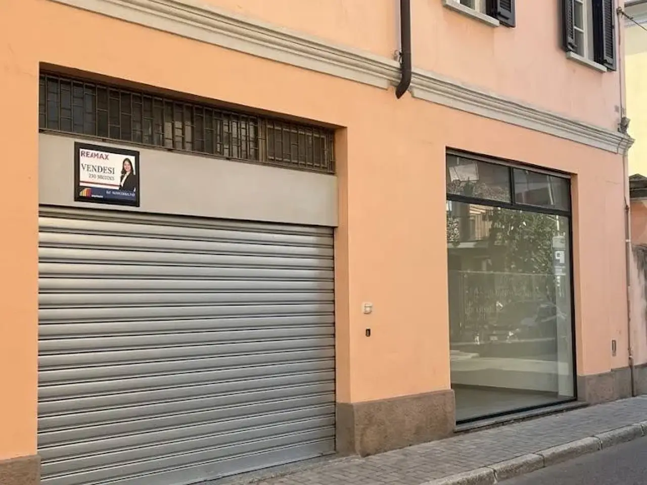 Negozio in Ponchiroli 8, Castellanza, {3} - Foto 2