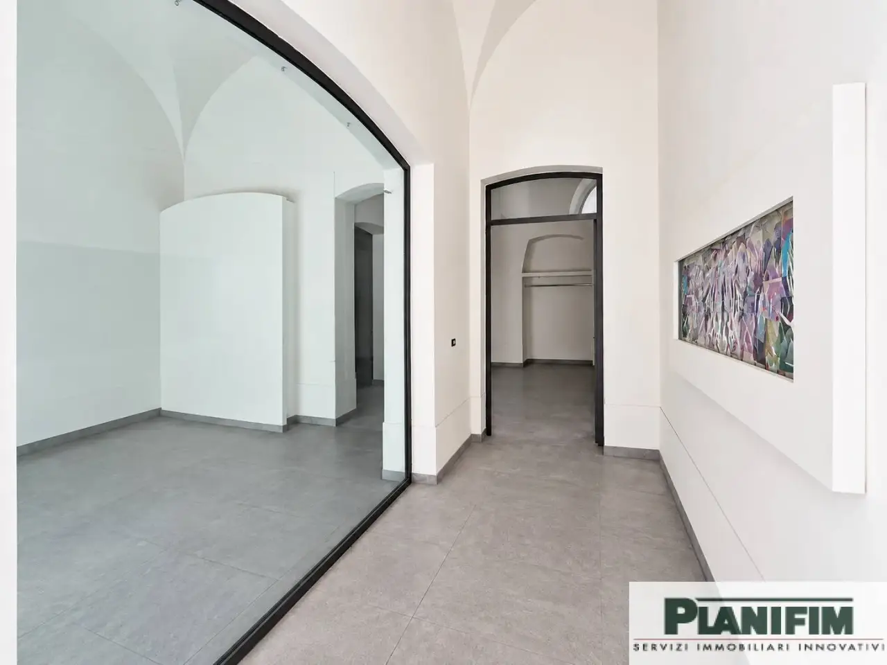 Negozio in Via Alessandro Manzoni 41, Bari, {3} - Foto 2