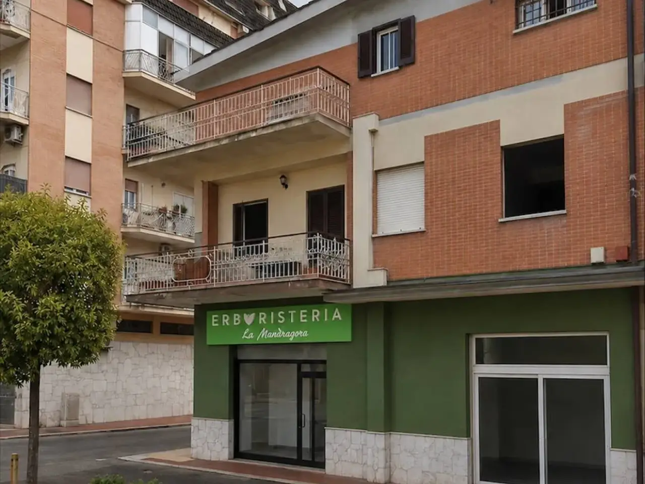 Negozio in Viale Roma 171, Guidonia Montecelio, {3} - Foto 2