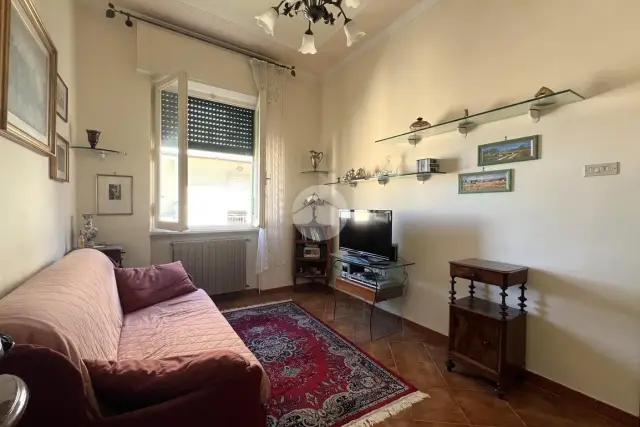 2-room flat in Via Amelia Treves Segrè 13, Tivoli - Photo 1