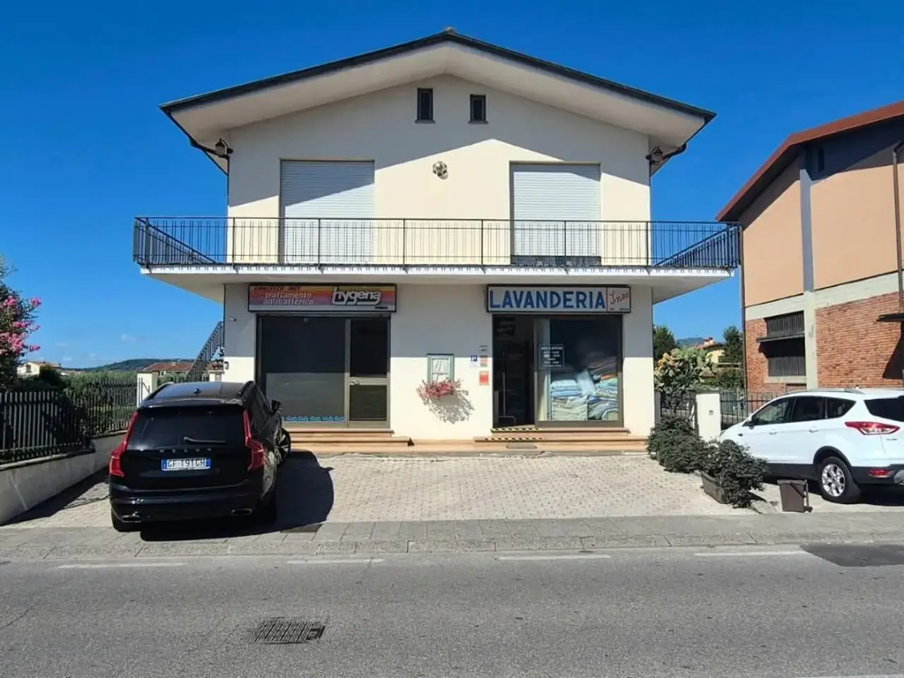 Locale commerciale in a del Fanucchi 22, Capannori, {3} - Foto 1