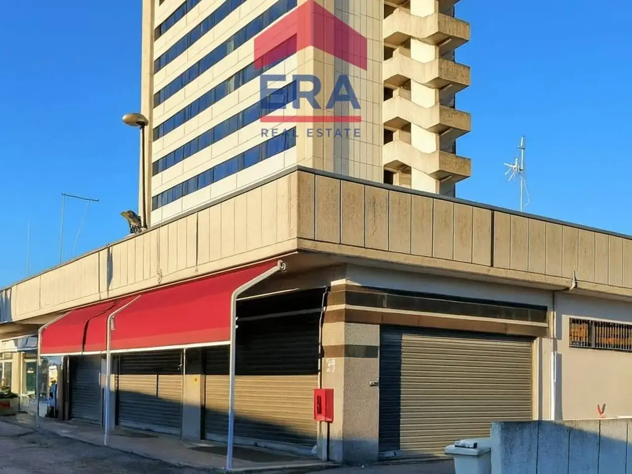 Esercizio commerciale in Via dei Castelli Romani 22, Pomezia, {3} - Foto 1