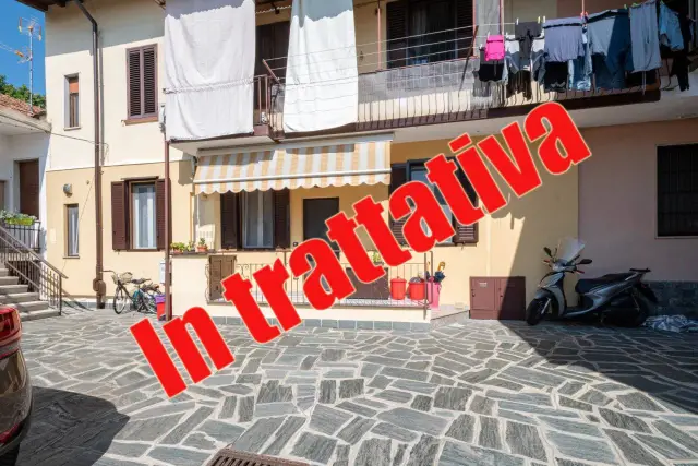 2-room flat in Via Madonnina 6, Bollate - Photo 1