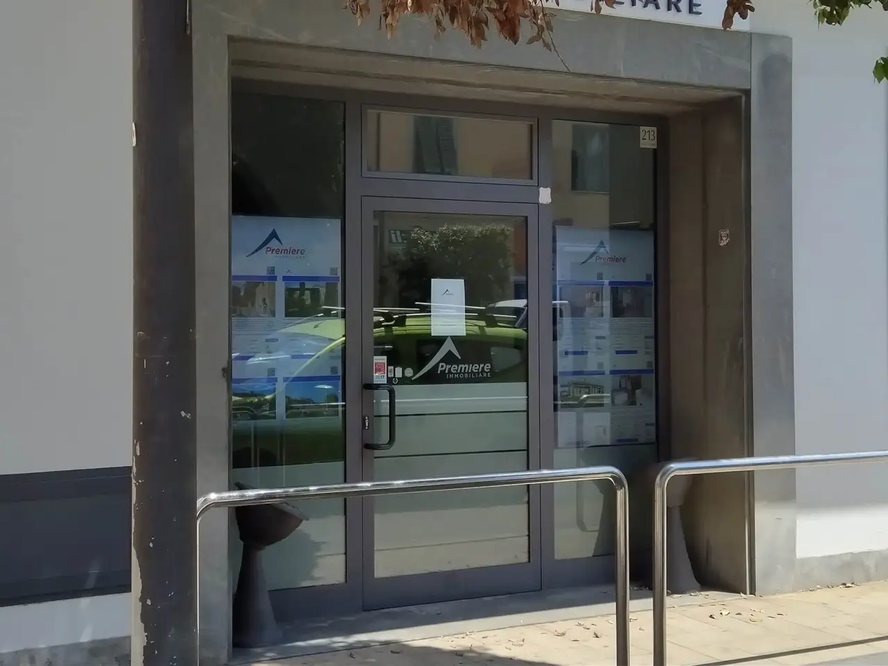 Negozio in , Cecina, {3} - Foto 1