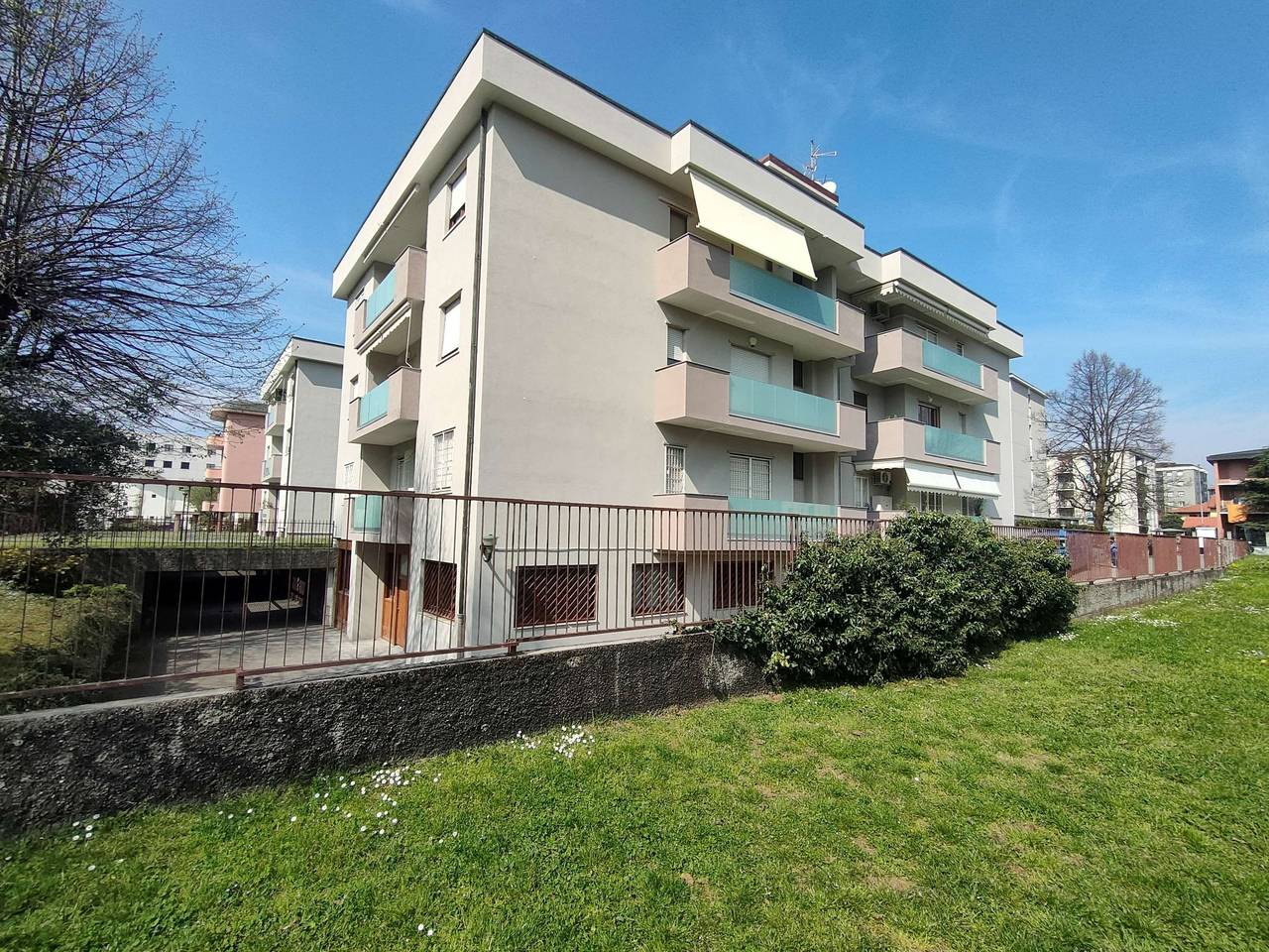 immagine annuncio 1 di 15