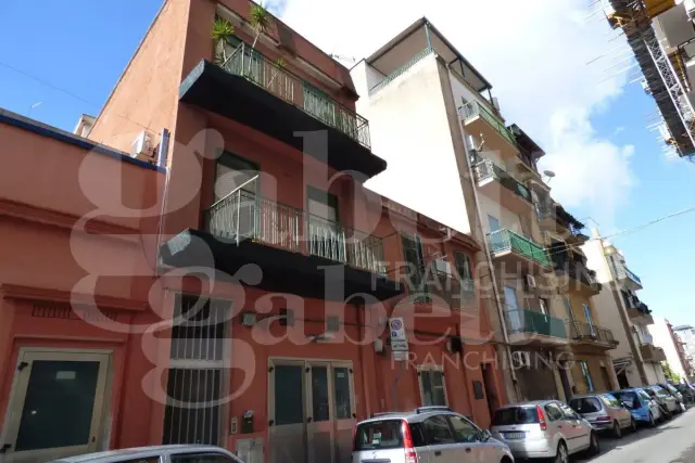 Apartament in Via Palchetto 8/a, Palermo - Photo 1