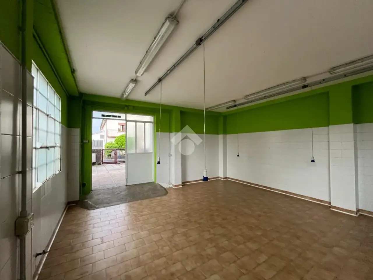 Magazzino in Via S. Zeno 79, Cassola, {3} - Foto 1