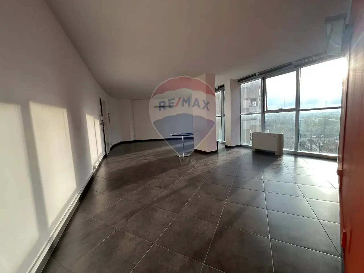 Ufficio in Via Pappacena 24, Bari, {3} - Foto 1