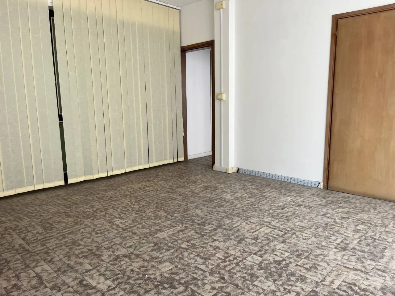 Ufficio in Via Ugo La Malfa 9, Cascina, {3} - Foto 1