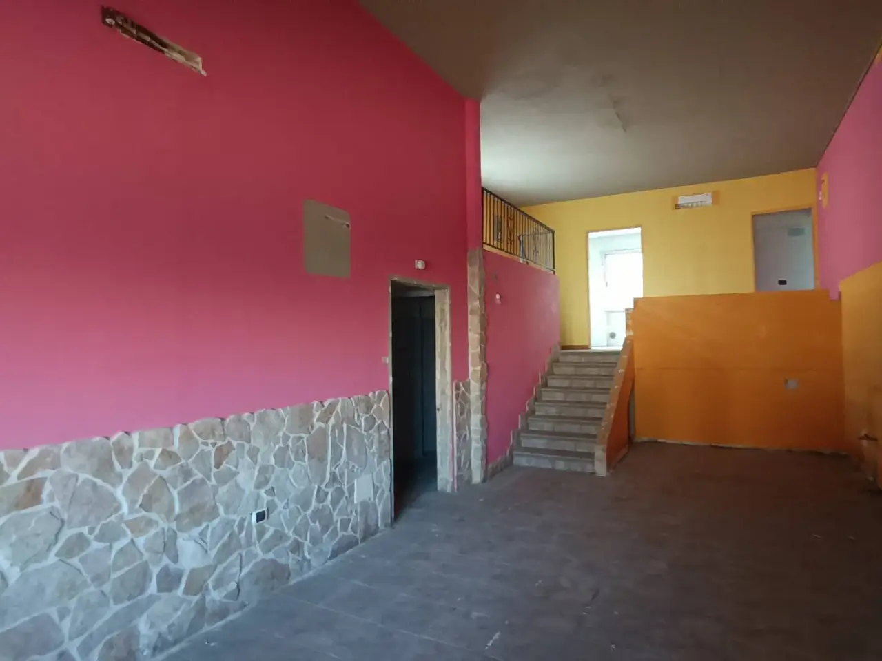 Negozio in Sulmona 5, Roseto Degli Abruzzi, {3} - Foto 2