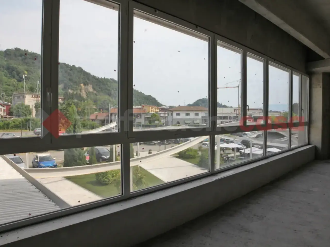 Ufficio in Via Vittorio Veneto, Arona, {3} - Foto 1