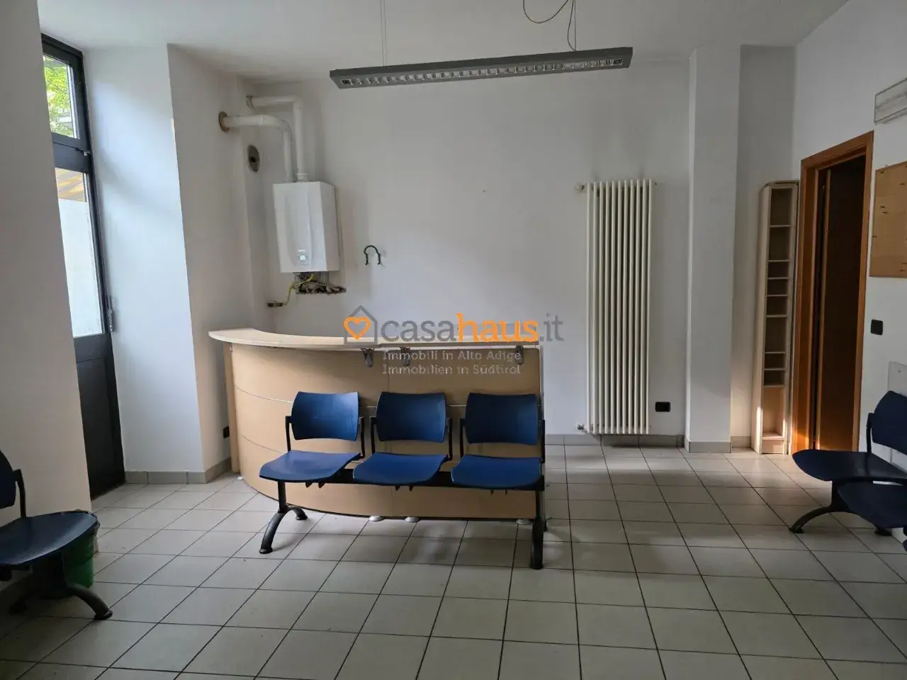 Negozio in , Bolzano, {3} - Foto 1