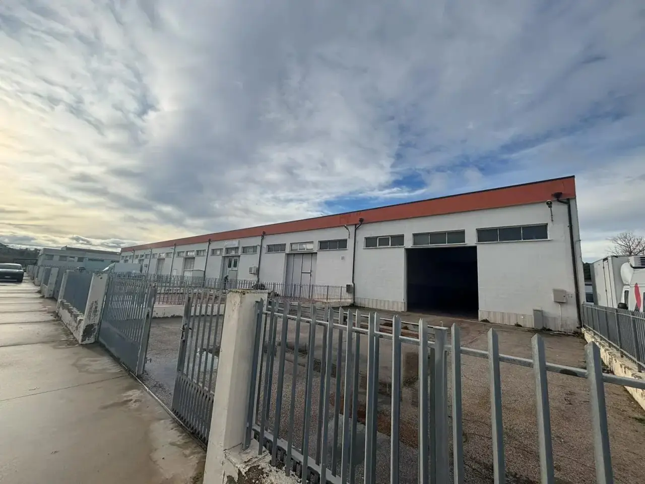 Magazzino in , Silvi, {3} - Foto 1