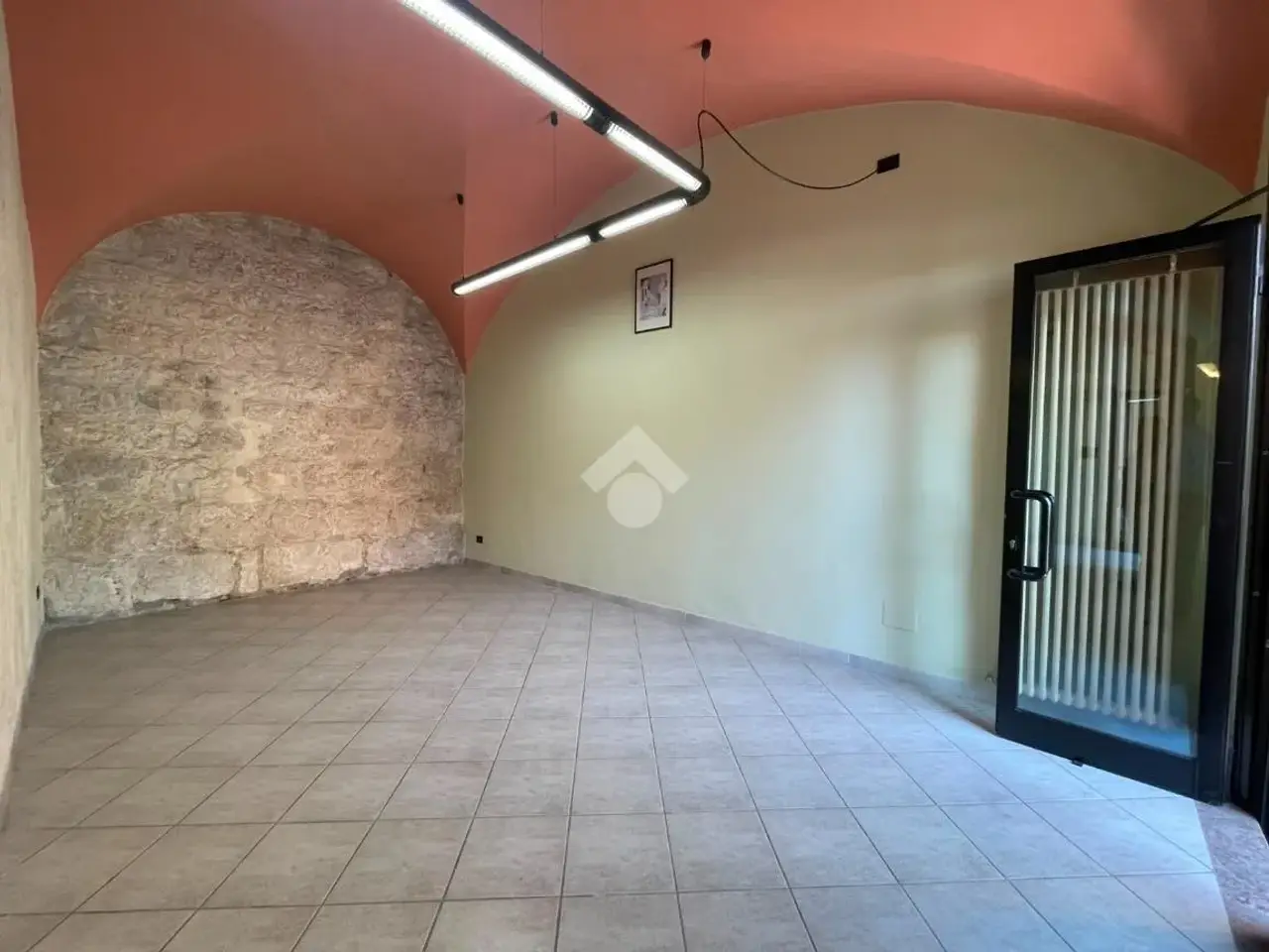 Negozio in Piazza Umberto I, Adrara San Martino, {3} - Foto 1