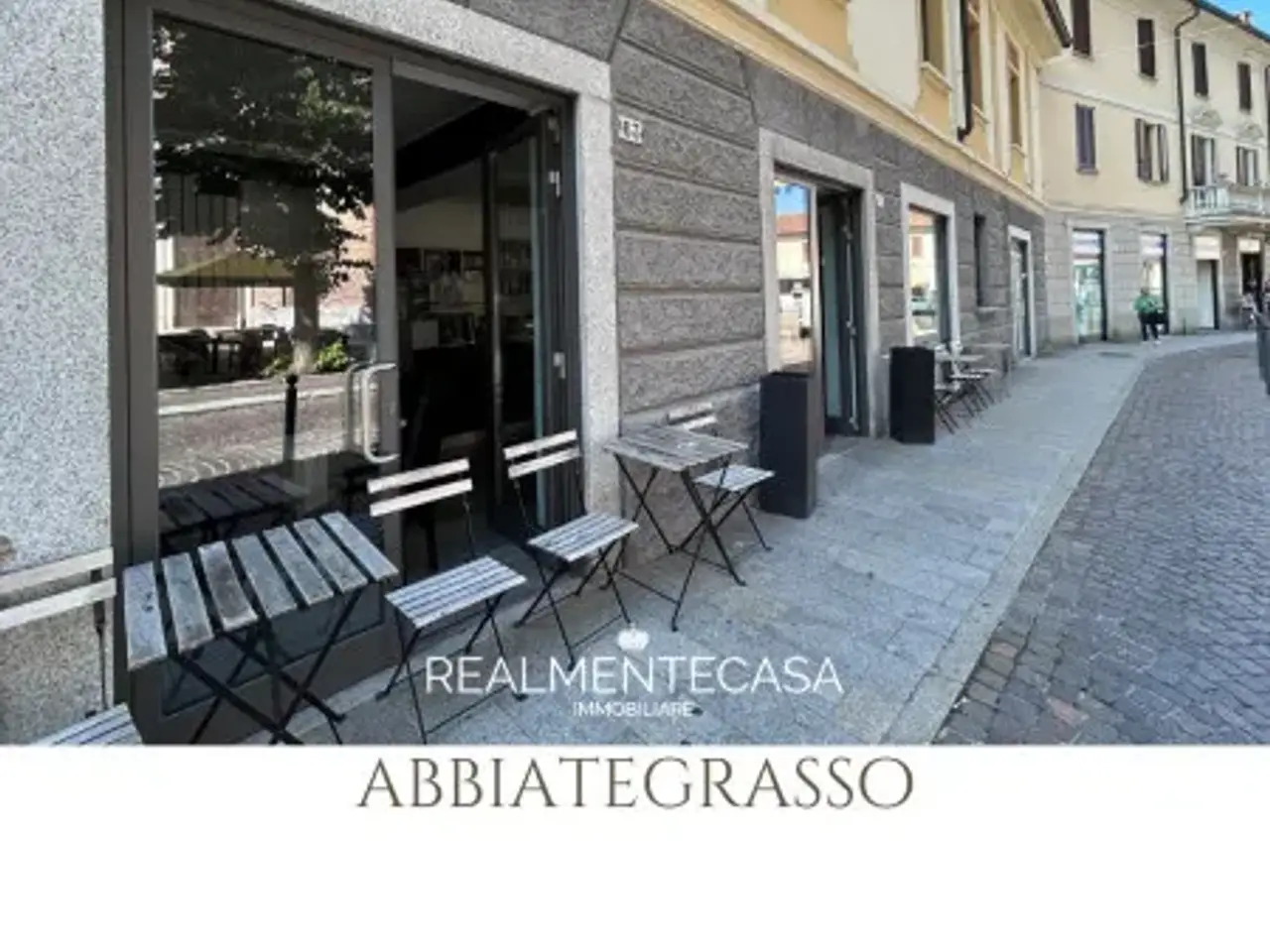 Bar in Corso San Pietro, Abbiategrasso, {3} - Foto 1