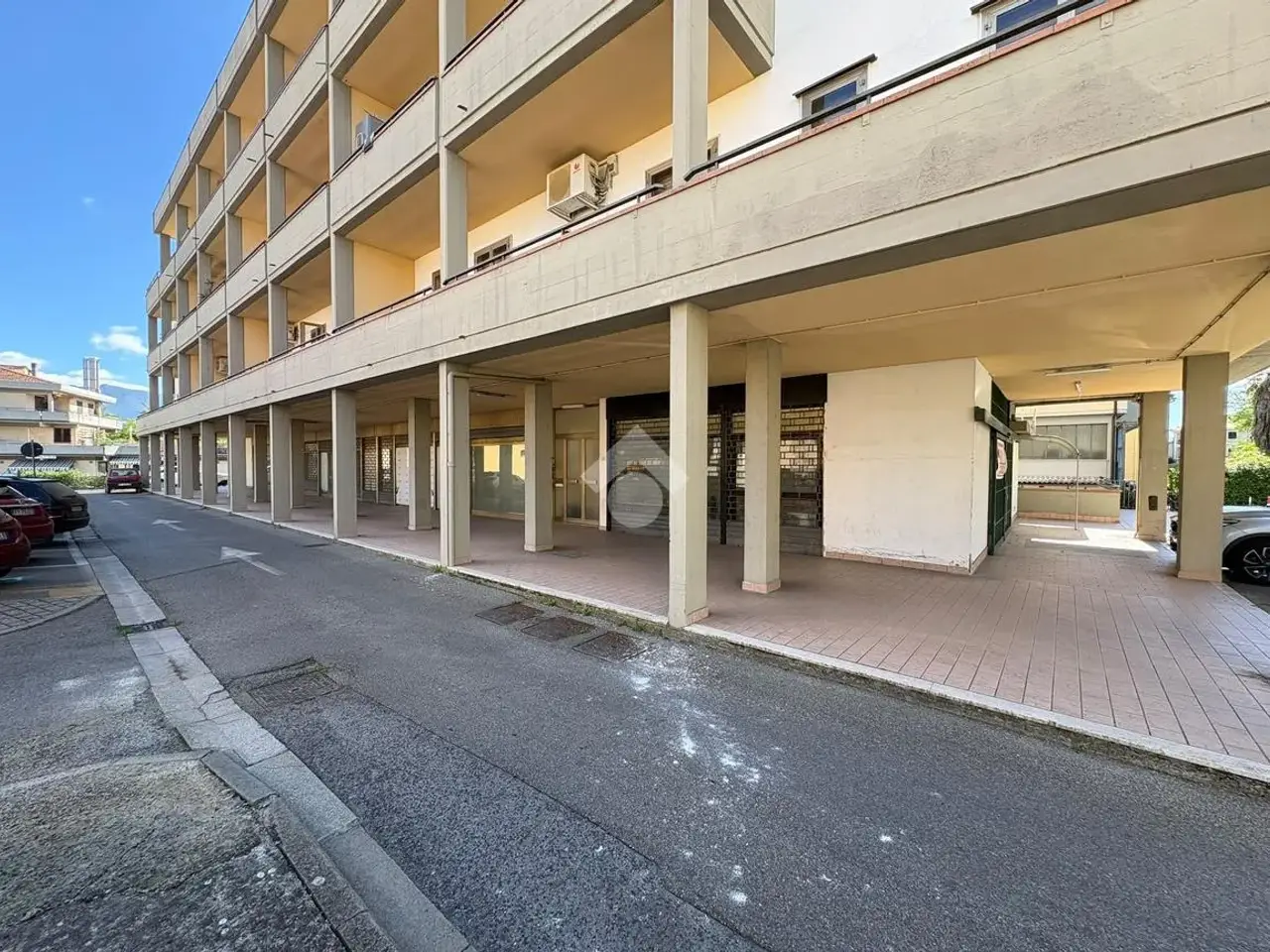 Negozio in Via Roma-Incisa, Figline e Incisa Valdarno, {3} - Foto 2