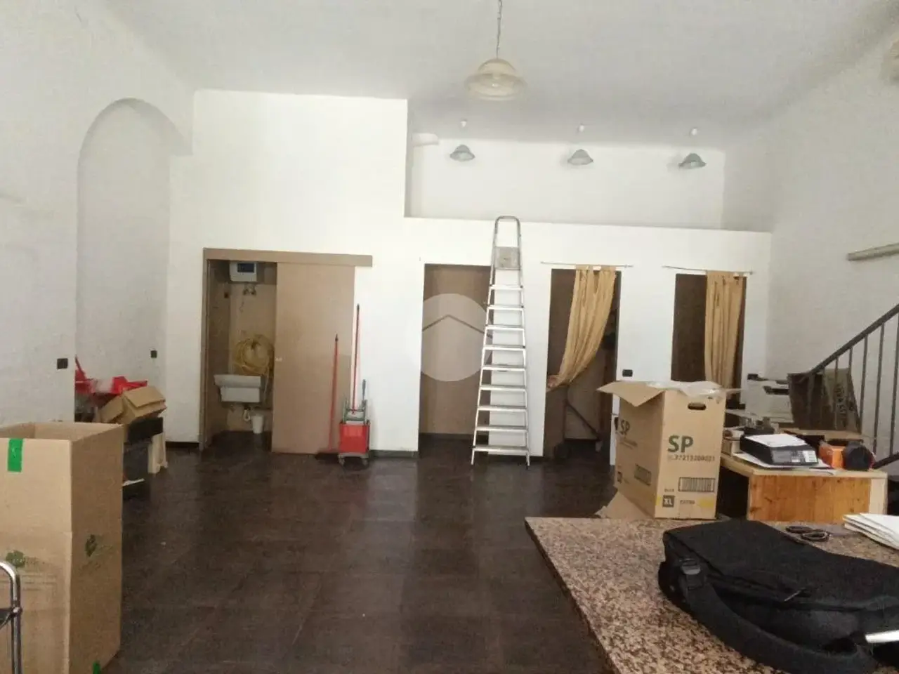 Negozio in Viale di Porta Vercellina 8, Milano, {3} - Foto 2
