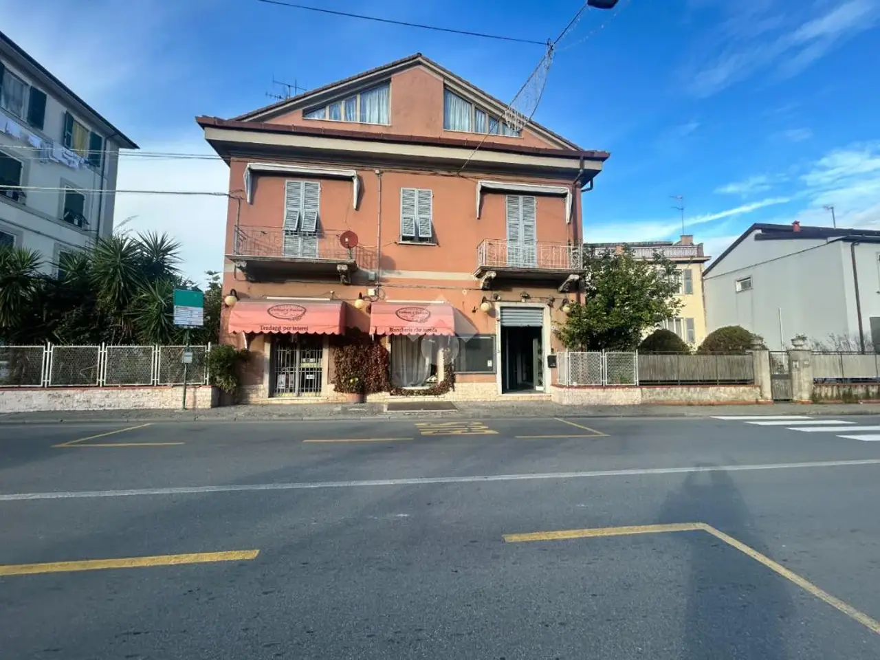 Negozio in Via Sarzana 287, La Spezia, {3} - Foto 1