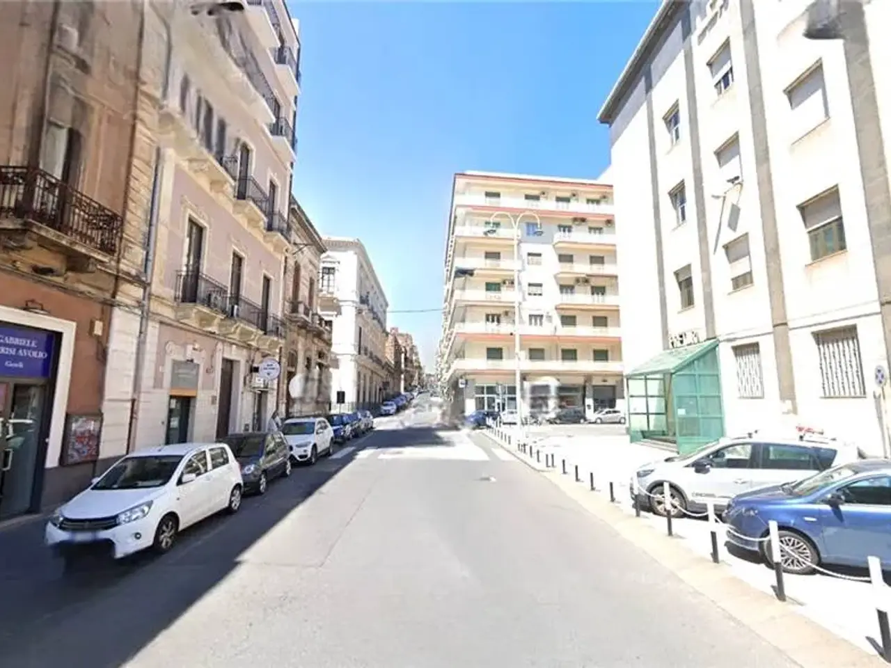 Negozio in Via Vincenzo Giuffrida 33, Catania, {3} - Foto 1