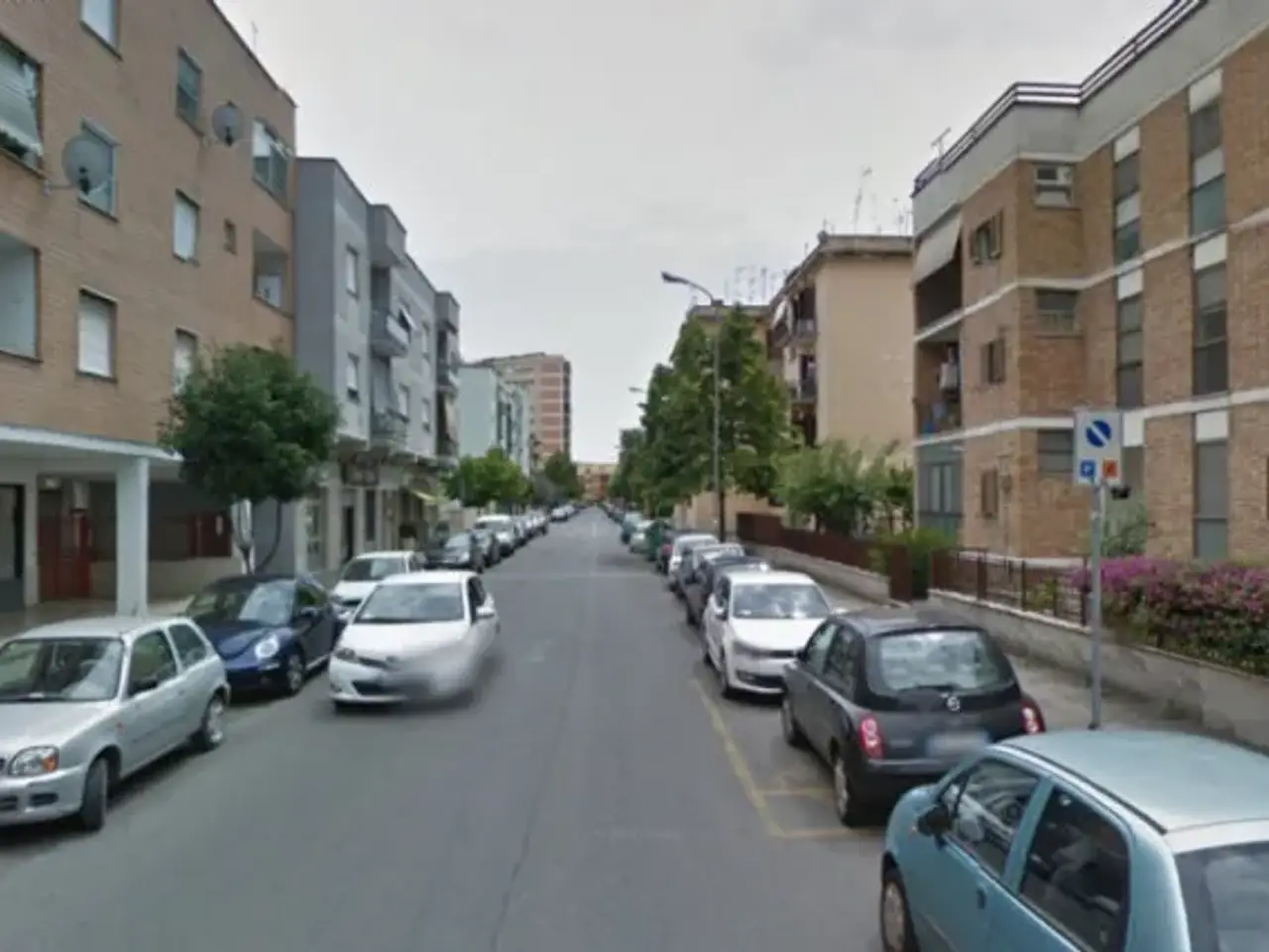 Negozio in Via Terenzio, Latina, {3} - Foto 1