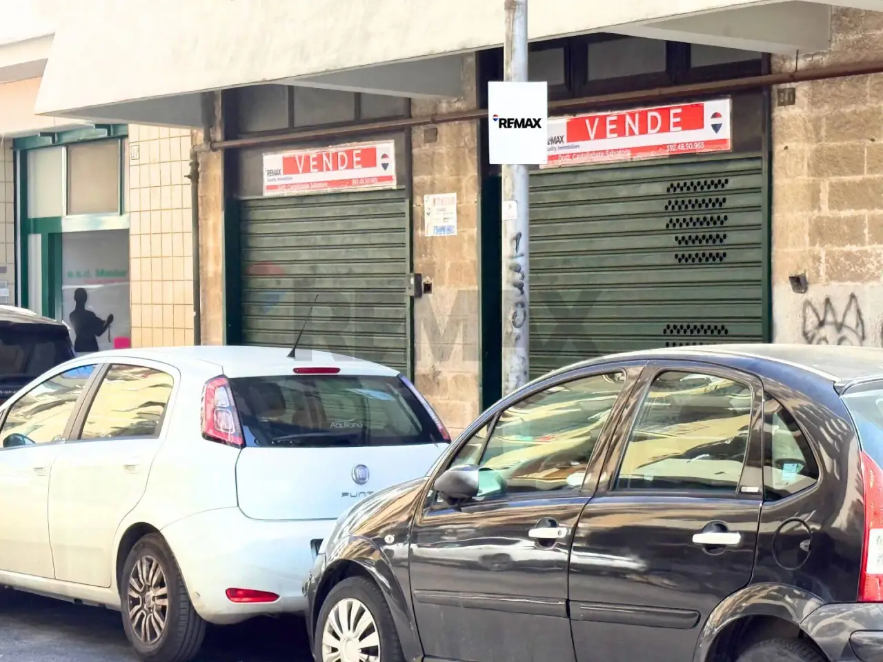 Negozio in Viale Cristoforo Colombo 24, Foggia, {3} - Foto 1
