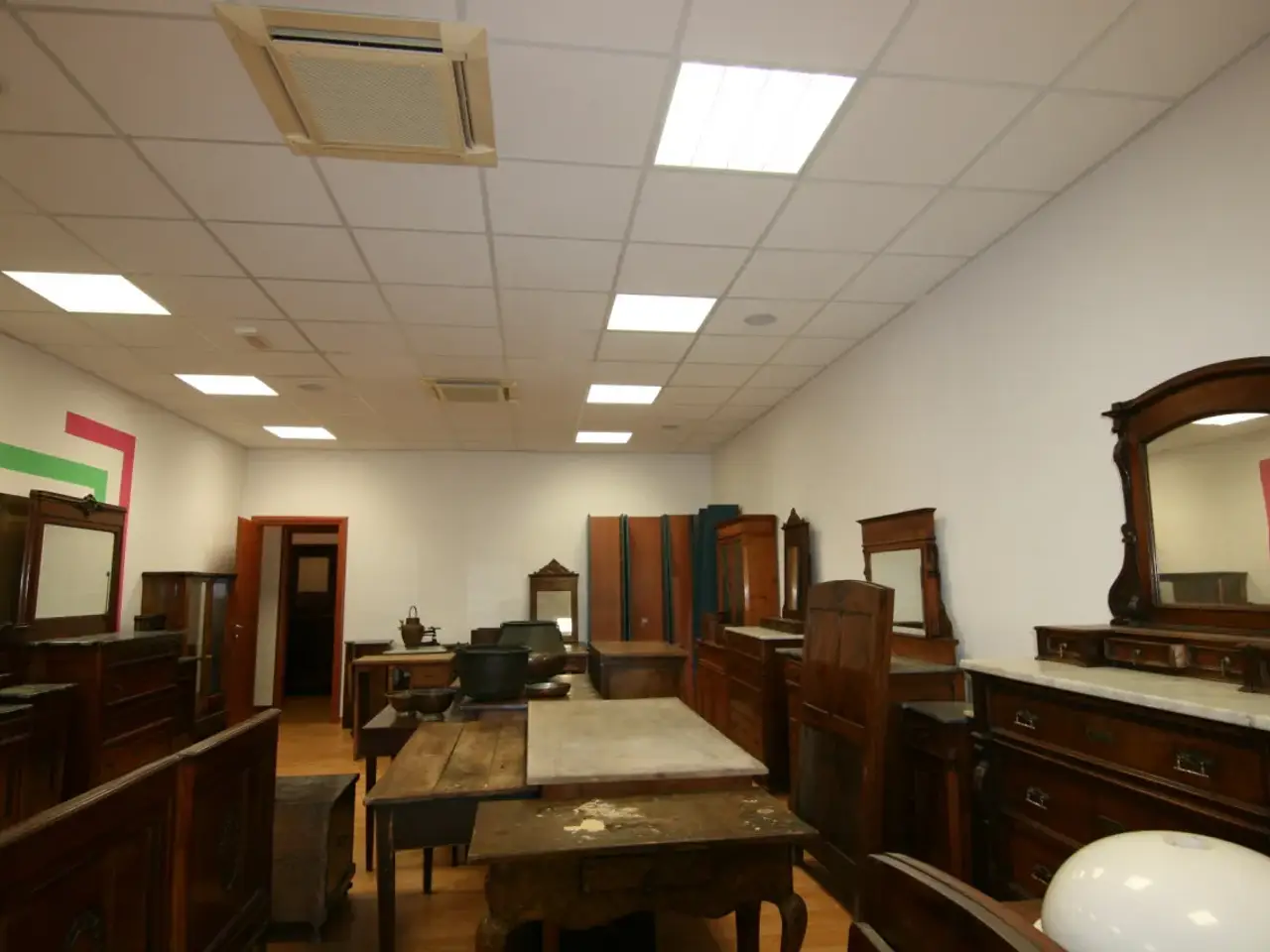 Esercizio commerciale in , Sinalunga, {3} - Foto 1