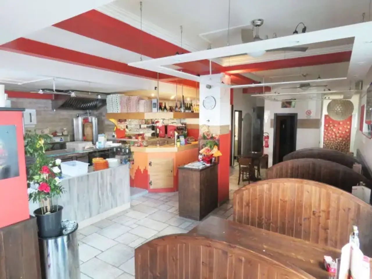 Pizzeria in , Bolzano, {3} - Foto 1